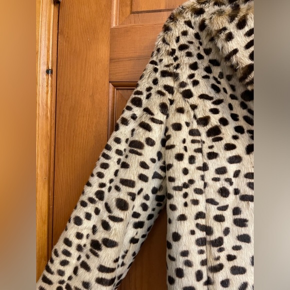 Never Worn! Seductions (Urban Planet) Faux Leopard fur jacket - Picture 2 of 7